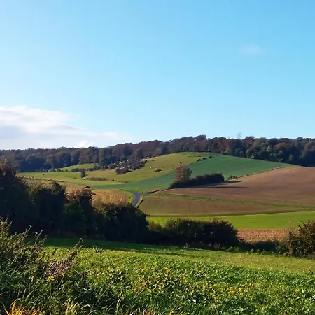 Bed & Breakfast Au Pied De La Colline